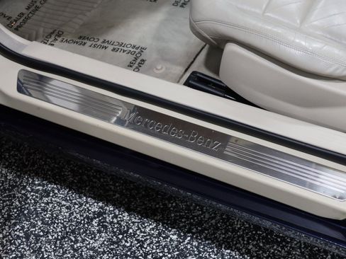 Used 2015 Mercedes-Benz E 400 Cabriolet w/ Premium 1 Package image 37