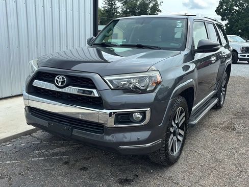 Used 2016 Toyota 4Runner Limited AWD/4WD image 12