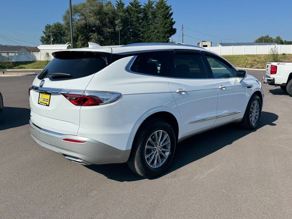 Used 2024 Buick Enclave Premium FWD image 4