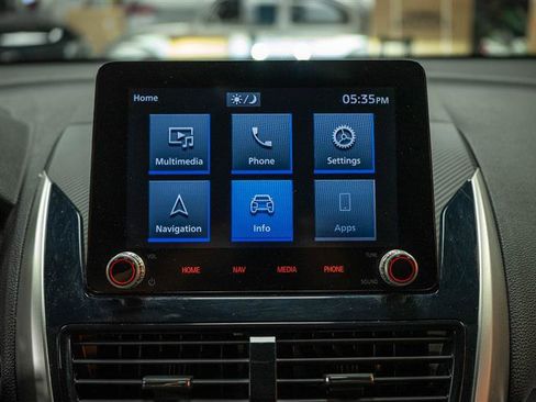 Used 2024 Mitsubishi Eclipse Cross SE image 21