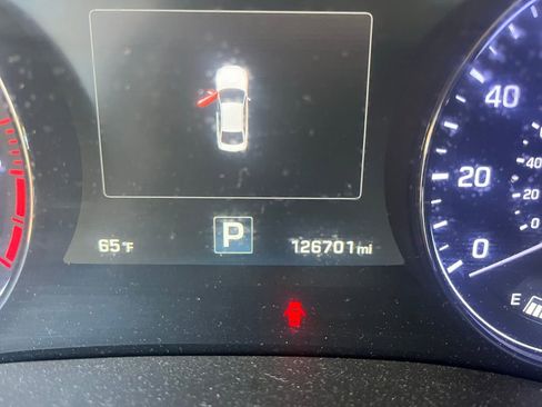 Used 2016 Hyundai Genesis 3.8 w/ Option Group 04 image 9