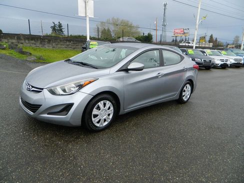 Used 2016 Hyundai Elantra SE image 4