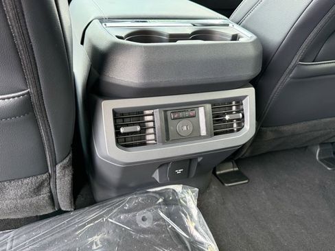 New 2026 Ford F250 Lariat w/ Lariat Ultimate Package AWD/4WD image 13