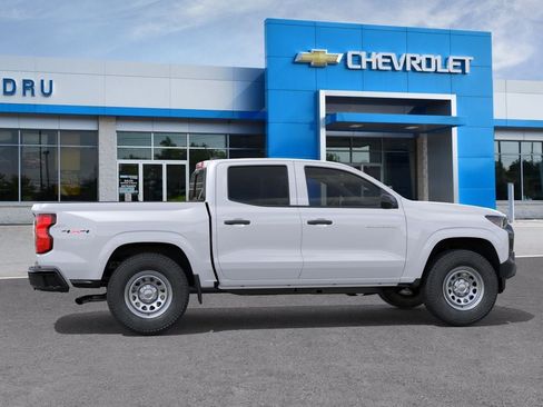 New 2026 Chevrolet Colorado W/T w/ Advanced Trailering Package AWD/4WD image 5