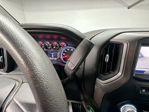 Used 2024 GMC Sierra 2500 Pro w/ Convenience Package AWD/4WD image 16
