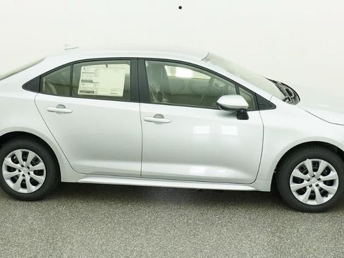 New 2026 Toyota Corolla LE FWD image 11