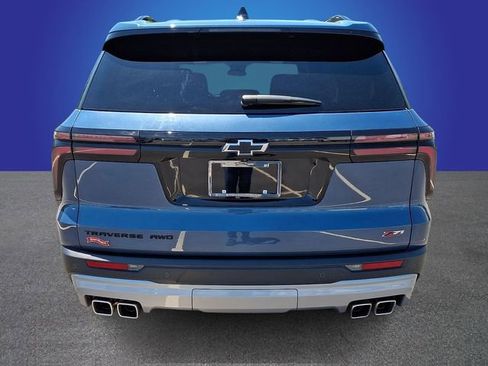 Used 2025 Chevrolet Traverse Z71 AWD/4WD image 5