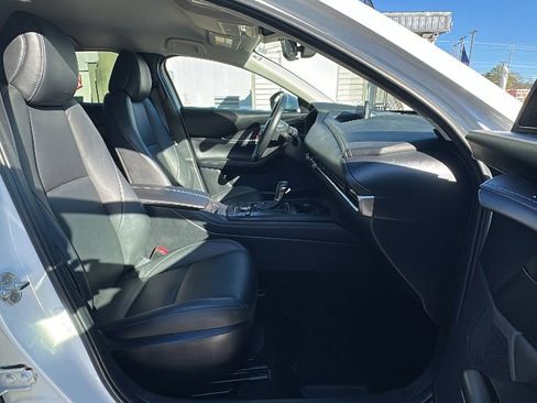 Used 2022 MAZDA CX-30 AWD 2.5 S w/ Select Package image 14