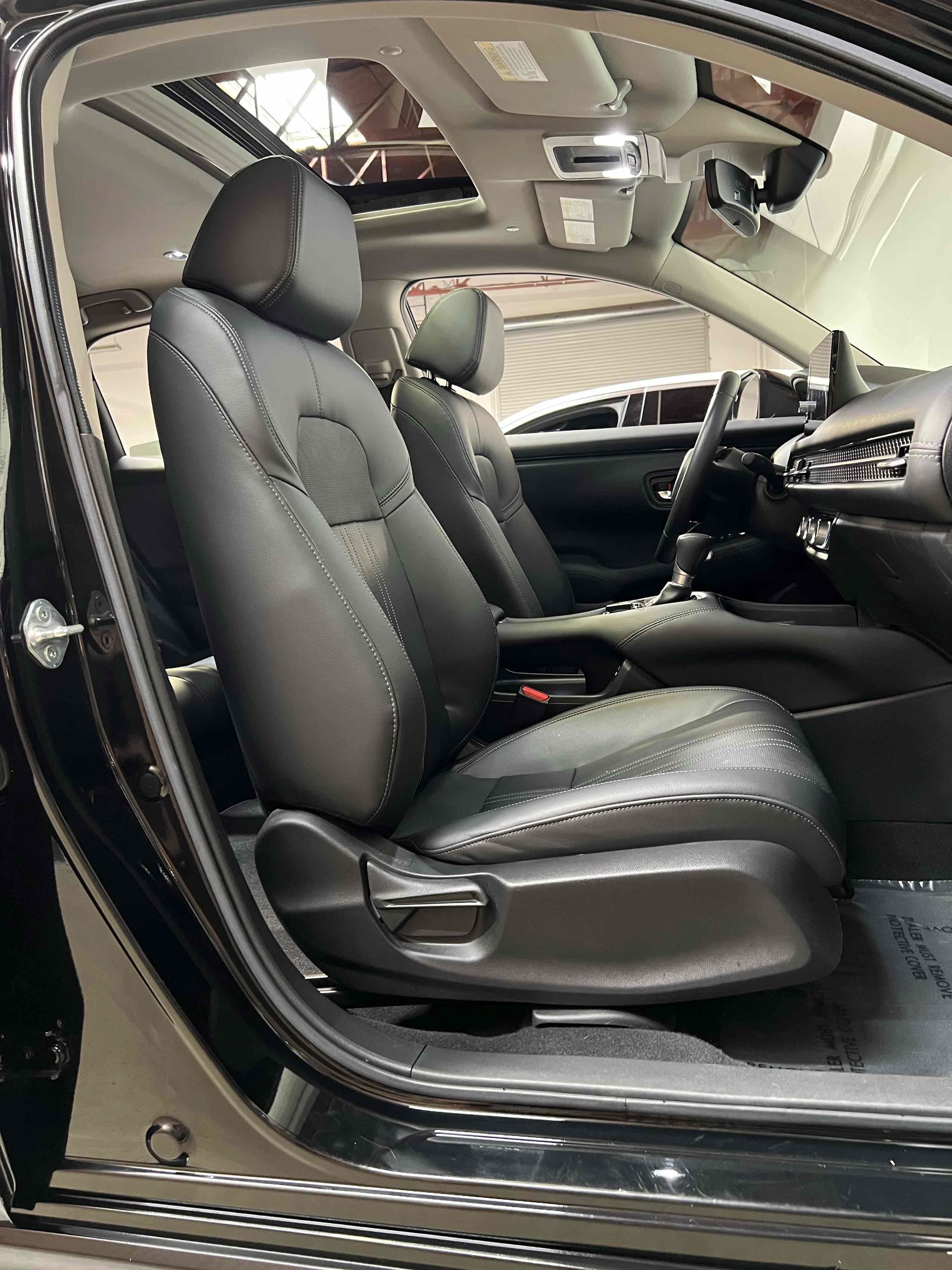 Used 2024 Honda HR-V EX-L image 60