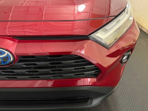Certified 2024 Toyota RAV4 XLE Premium image 5
