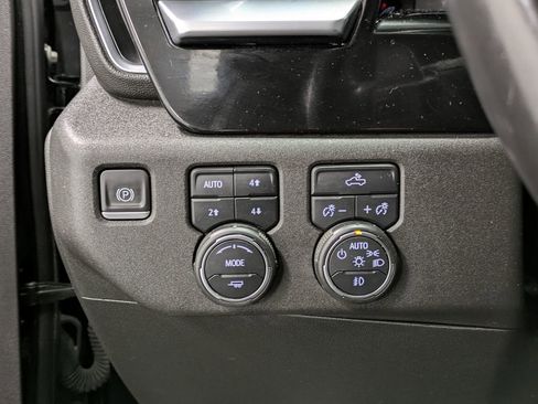 Used 2022 Chevrolet Silverado 1500 RST image 21