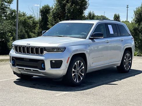 Used 2023 Jeep Grand Cherokee Overland AWD/4WD image 1