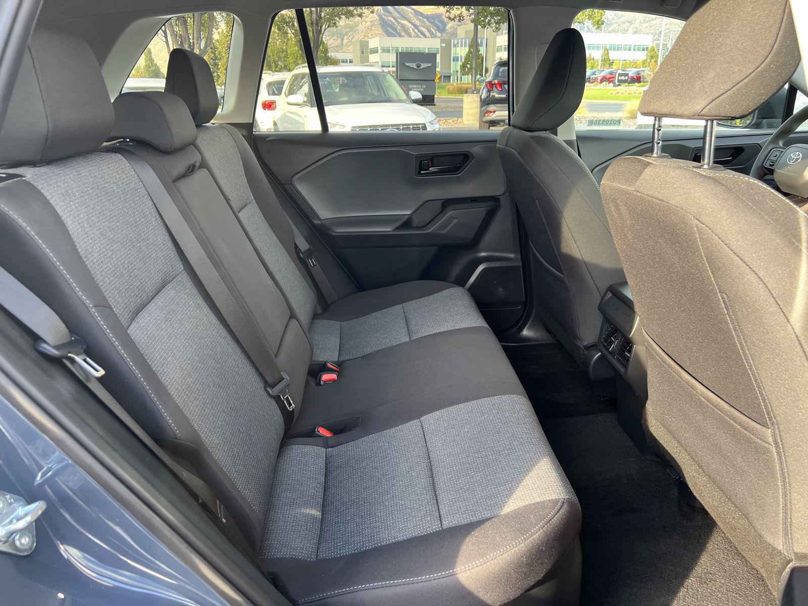 Used 2026 Toyota RAV4 LE AWD/4WD image 5