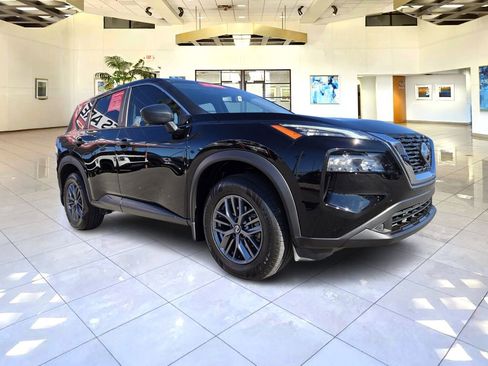 Certified 2021 Nissan Rogue S image 1