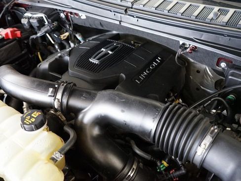 Used 2019 Lincoln Navigator Reserve image 61