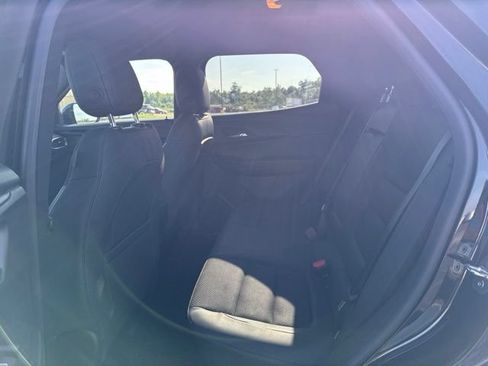Used 2023 Chevrolet TrailBlazer RS w/ Convenience Package FWD image 7