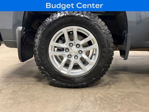 Used 2020 Chevrolet Silverado 1500 LT w/ All-Star Edition image 9