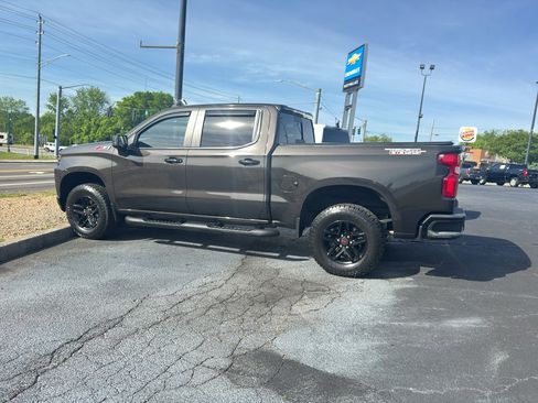 Used 2021 Chevrolet Silverado 1500 LT Trail Boss w/ Convenience Package II AWD/4WD image 6