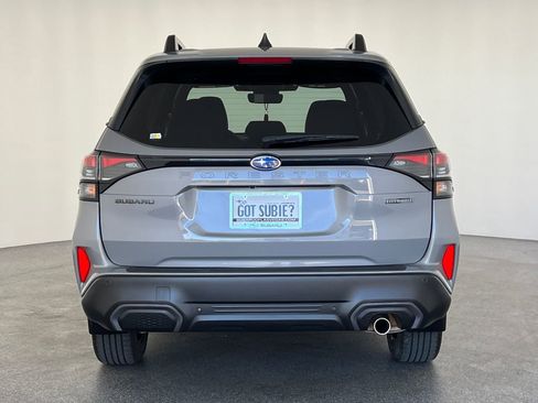 Certified 2025 Subaru Forester Limited w/ Popular Package AWD/4WD image 5