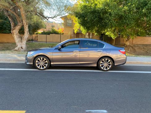 Used 2015 Honda Accord Sport image 71