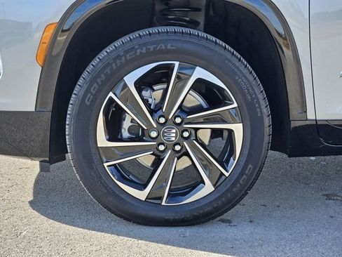 New 2026 Buick Enclave Sport Touring w/ LPO, Floor Liner Package image 8