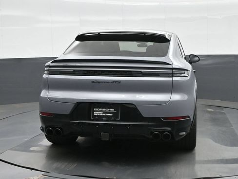 Certified 2025 Porsche Cayenne GTS AWD/4WD image 6