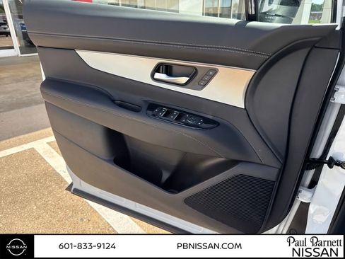 New 2025 Nissan Murano SL w/ Cargo Package image 21