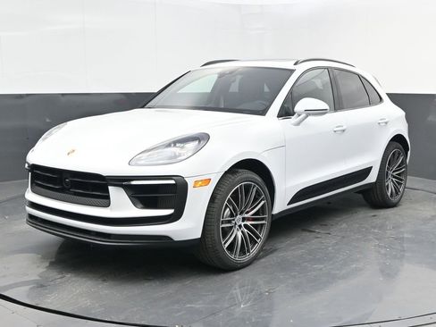 New 2025 Porsche Macan S image 1