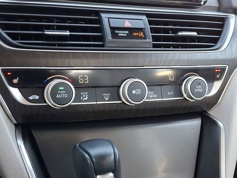 Used 2021 Honda Accord EX-L image 16