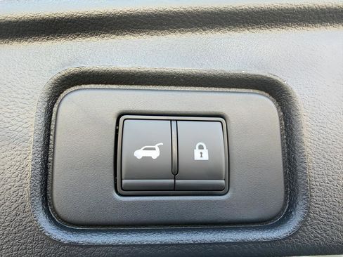 New 2026 Nissan Pathfinder Platinum image 12