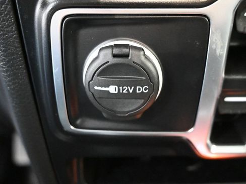 Used 2021 Jeep Wrangler Unlimited Sahara image 25