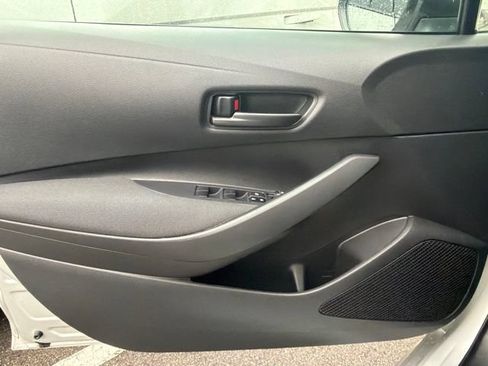 Used 2024 Toyota Corolla LE FWD image 12