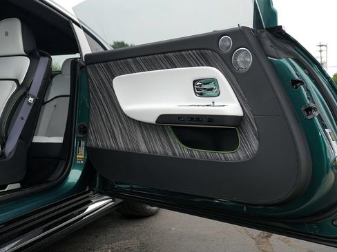 Used 2024 Rolls-Royce Spectre w/ Spectre Launch Package AWD/4WD image 20