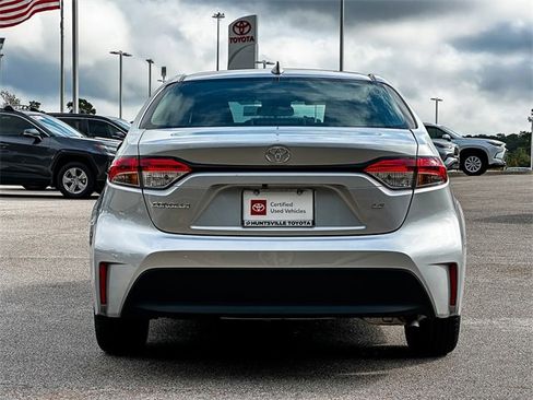 Certified 2025 Toyota Corolla LE image 7