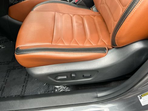 Used 2019 Nissan Rogue SL w/ Premium Package AWD/4WD image 12