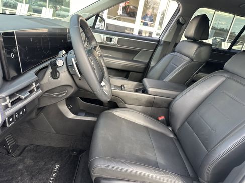 Used 2024 Hyundai Santa Fe Limited image 10