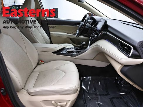 Used 2021 Toyota Camry XLE AWD/4WD image 24