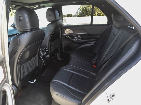 Used 2021 Mercedes-Benz GLE 350 image 18