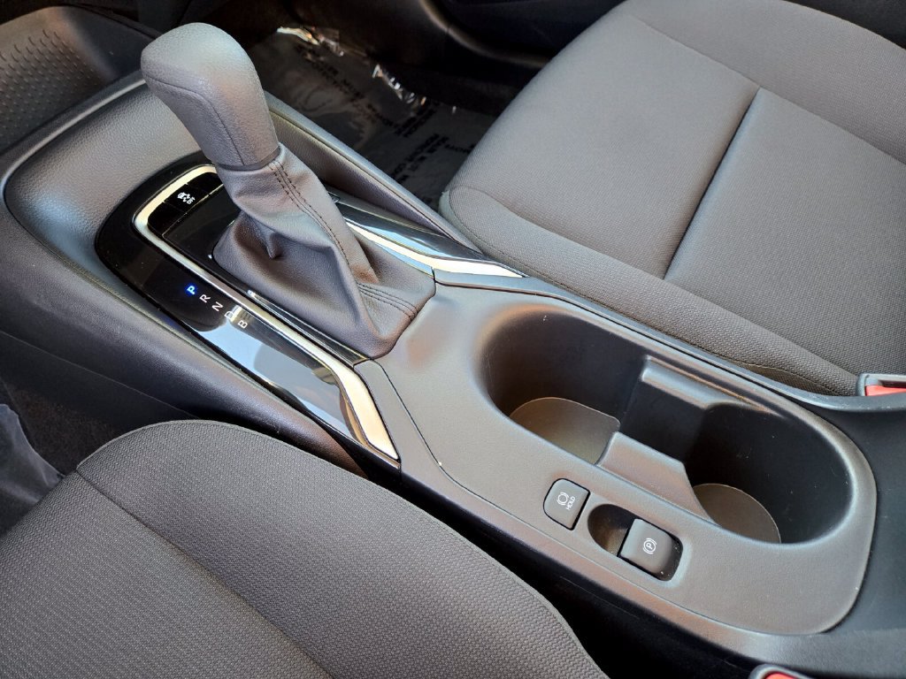 Used 2026 Toyota Corolla LE FWD image 28