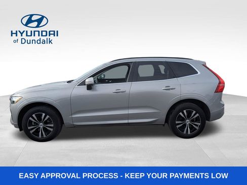 Used 2023 Volvo XC60 B5 Core AWD/4WD image 2