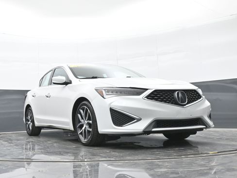 Used 2020 Acura ILX w/ Premium Package FWD image 40