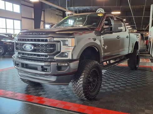 Used 2020 Ford F250 Lariat w/ Lariat Ultimate Package AWD/4WD image 4