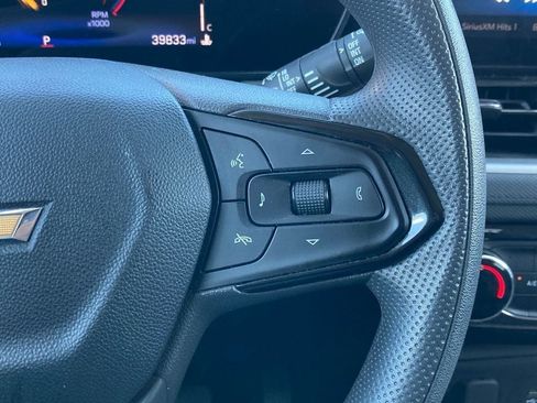Used 2025 Chevrolet TrailBlazer LT FWD image 18