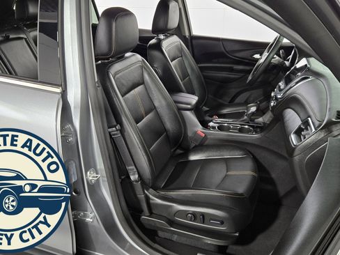 Used 2024 Chevrolet Equinox Premier image 34