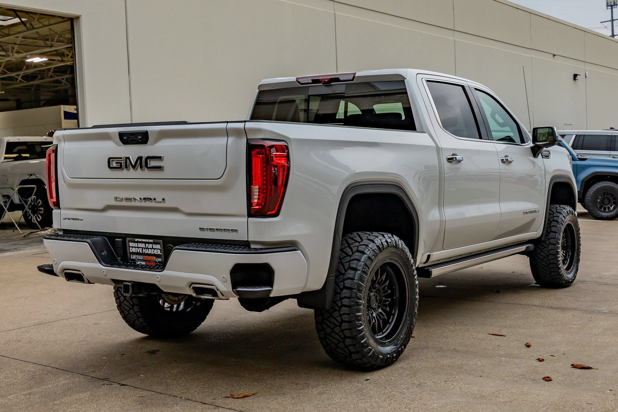 Used 2024 GMC Sierra 1500 Denali Ultimate AWD/4WD image 10