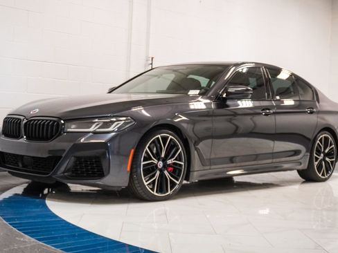 Used 2023 BMW M550i xDrive w/ Executive Package AWD/4WD image 4