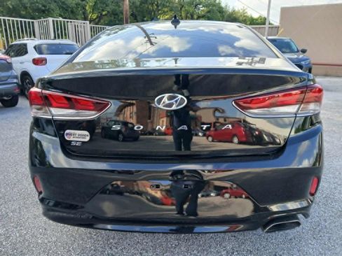 Used 2019 Hyundai Sonata SE w/ Cargo Package FWD image 6