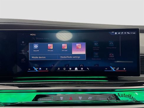 Used 2024 BMW 760i xDrive w/ Luxury Rear Seating Package image 17