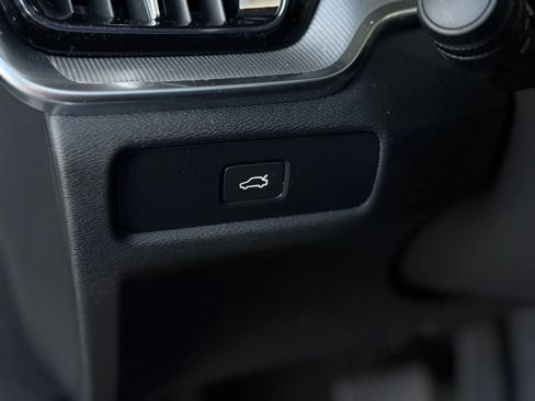 Used 2024 Volvo S60 B5 Plus w/ Climate Package image 27