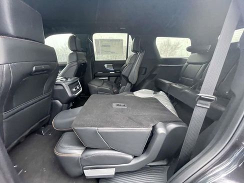 New 2025 Ford Expedition Tremor image 7